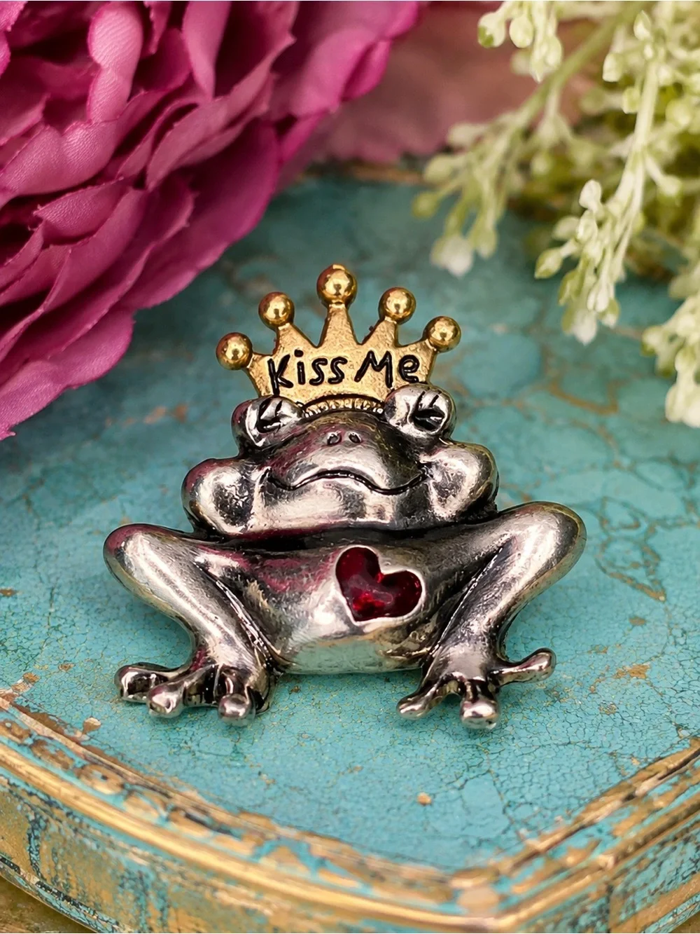 Vintage Frog Prince Kiss Me Crown Brooch Two Tone Fairy Tale Fantasy Kidcore
